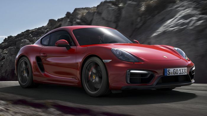 Η Cayman GT4 (στη φωτό η GTS) θα κινείται είτε από ένα turbo 4κύλινδρο μοτέρ είτε από ένα 6κύλινδρο σε σειρά, το οποίο θα συνεργάζεται με το DCT κιβώτ